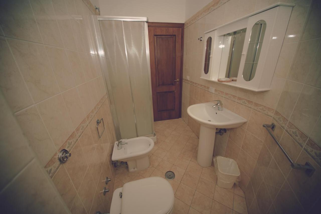 Cassiodoro Rooms Affittacamere Catanzaro Bagian luar foto