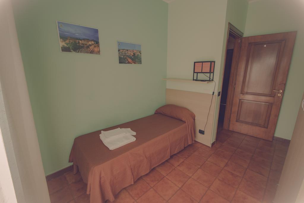 Cassiodoro Rooms Affittacamere Catanzaro Bagian luar foto